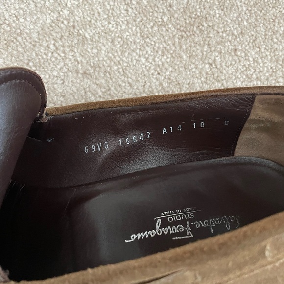 Salvatore Ferragamo mens size 10 US suede shoes - Picture 6 of 8